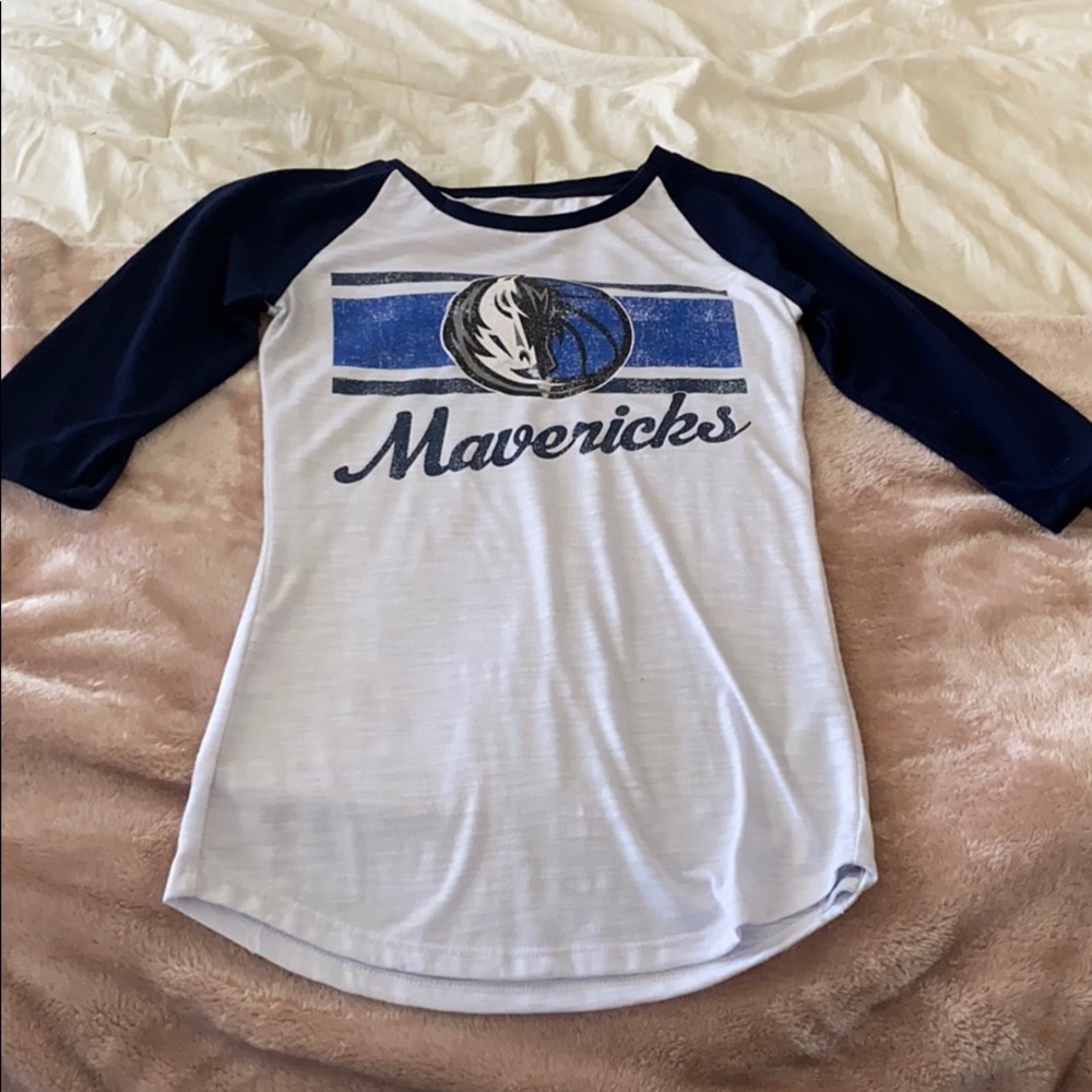 Dallas Mavs Tee